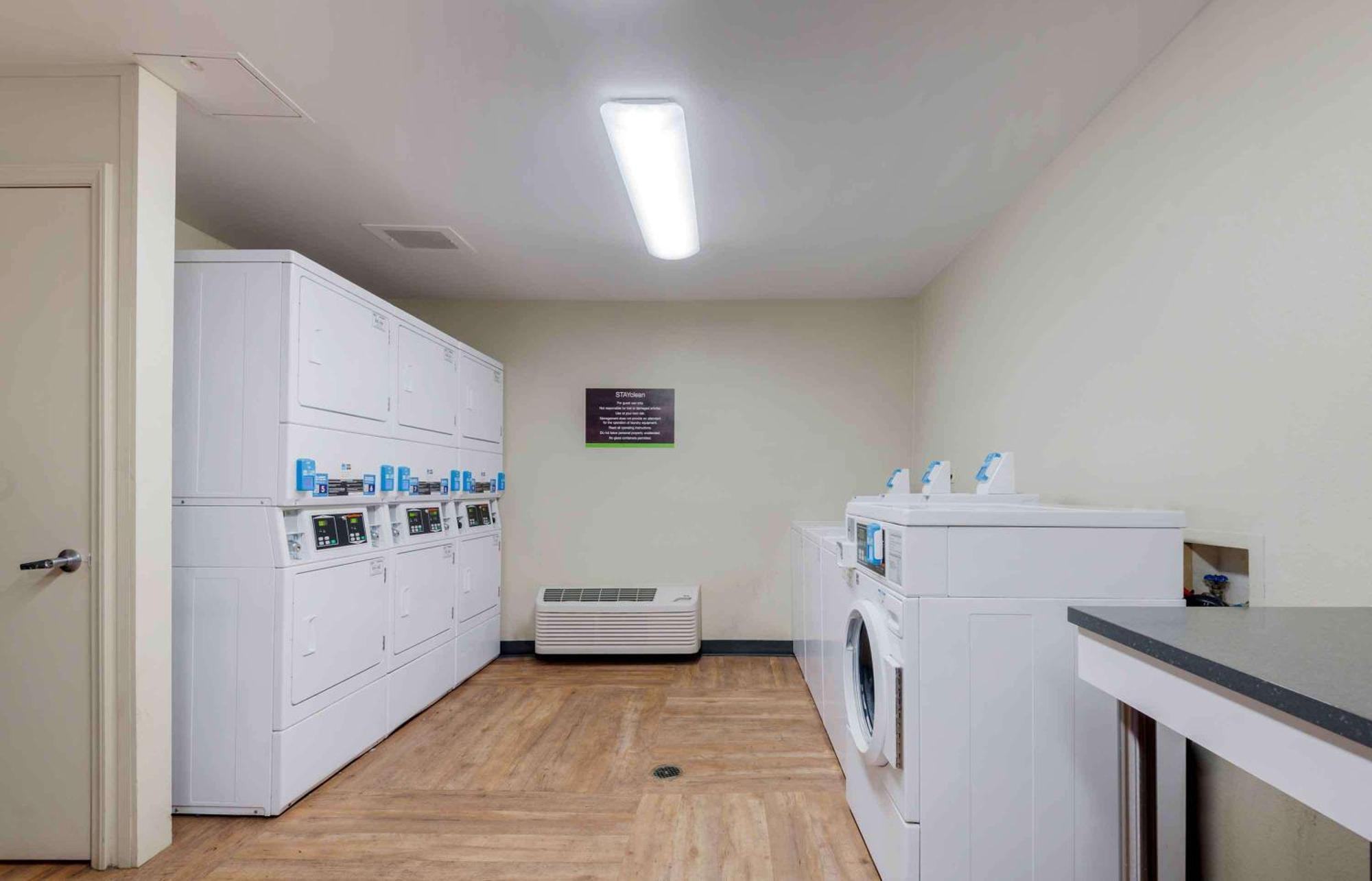Extended Stay America Suites - Charlotte - University Place Ngoại thất bức ảnh